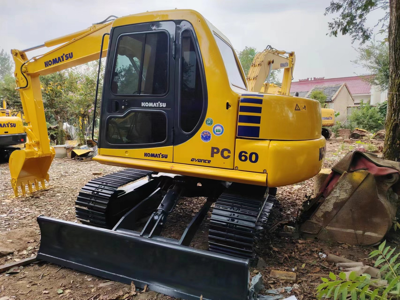 KOMATSU PC60-7 - Escavadora de rastos: foto 2 KOMATSU PC60-7 - Escavadora de rastos: foto 2