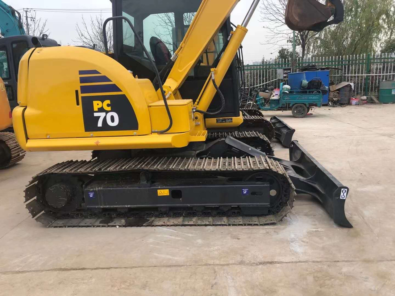 KOMATSU PC70-8 - Escavadora de rastos: foto 3 KOMATSU PC70-8 - Escavadora de rastos: foto 3