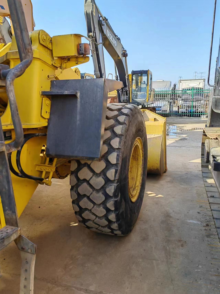 KOMATSU WA320-3 - Pá carregadora de rodas: foto 5 KOMATSU WA320-3 - Pá carregadora de rodas: foto 5