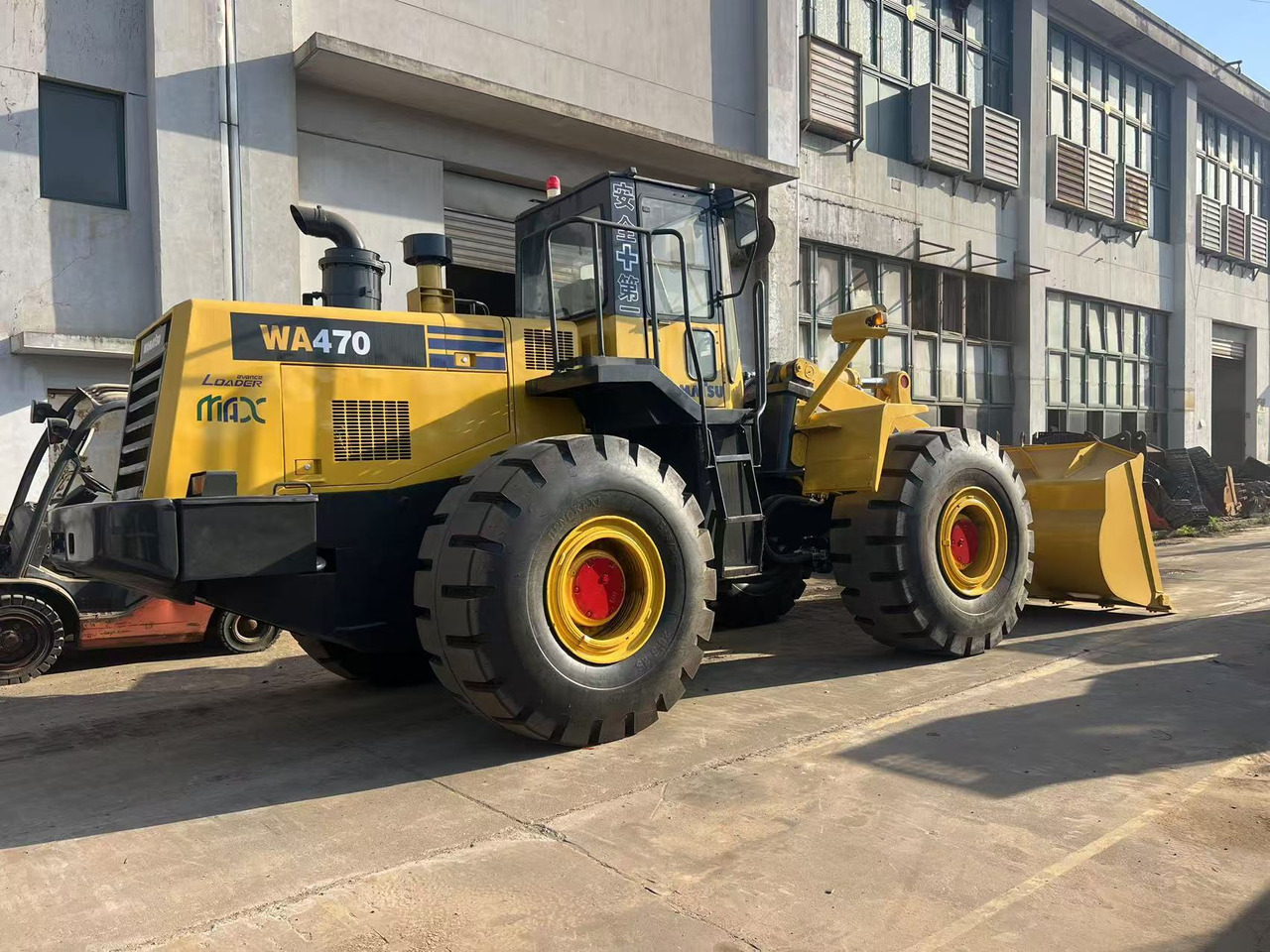 KOMATSU WA470-3 - Pá carregadora de rodas: foto 5 KOMATSU WA470-3 - Pá carregadora de rodas: foto 5