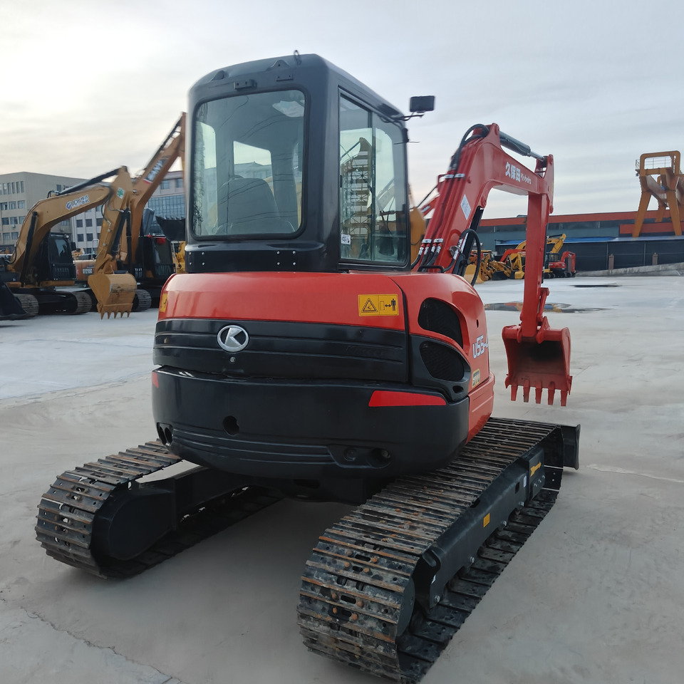 KUBOTA U55 - Mini escavadeira: foto 3 KUBOTA U55 - Mini escavadeira: foto 3