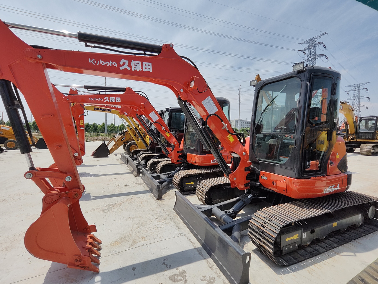 KUBOTA U55 - Mini escavadeira: foto 4 KUBOTA U55 - Mini escavadeira: foto 4