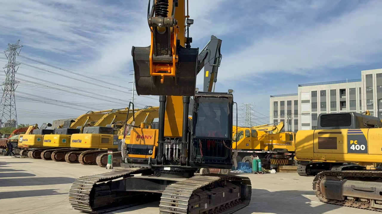 SANY SY215C - Escavadora de rastos: foto 3 SANY SY215C - Escavadora de rastos: foto 3