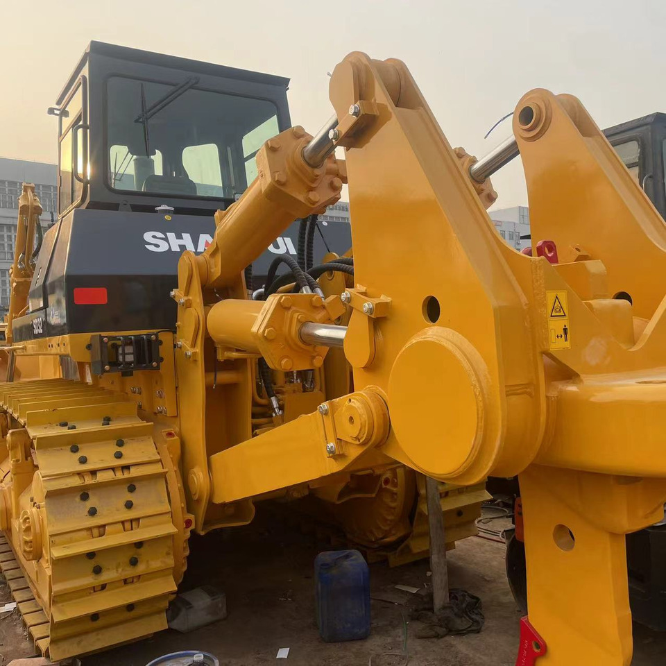 SHANTUI SD32 - Buldôzer: foto 2 SHANTUI SD32 - Buldôzer: foto 2