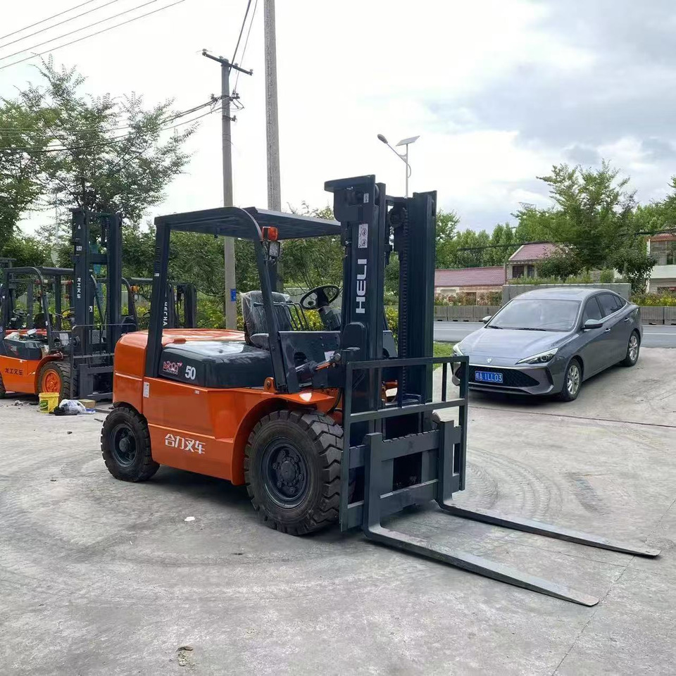 TOYOTA 50 - Empilhador a diesel: foto 4 TOYOTA 50 - Empilhador a diesel: foto 4