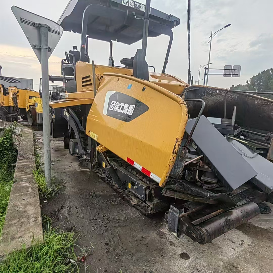 XCMG RP803 - Acabadora: foto 1 XCMG RP803 - Acabadora: foto 1