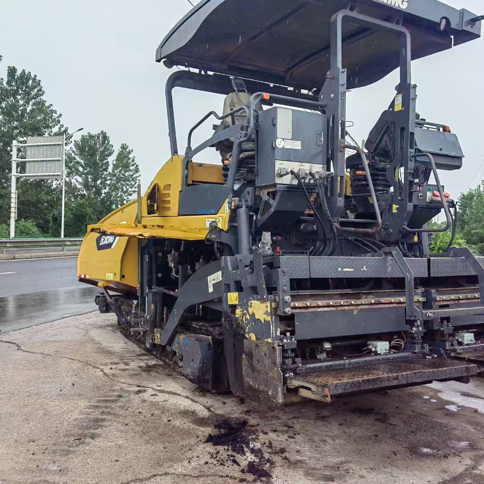 XCMG RP803 - Acabadora: foto 2 XCMG RP803 - Acabadora: foto 2