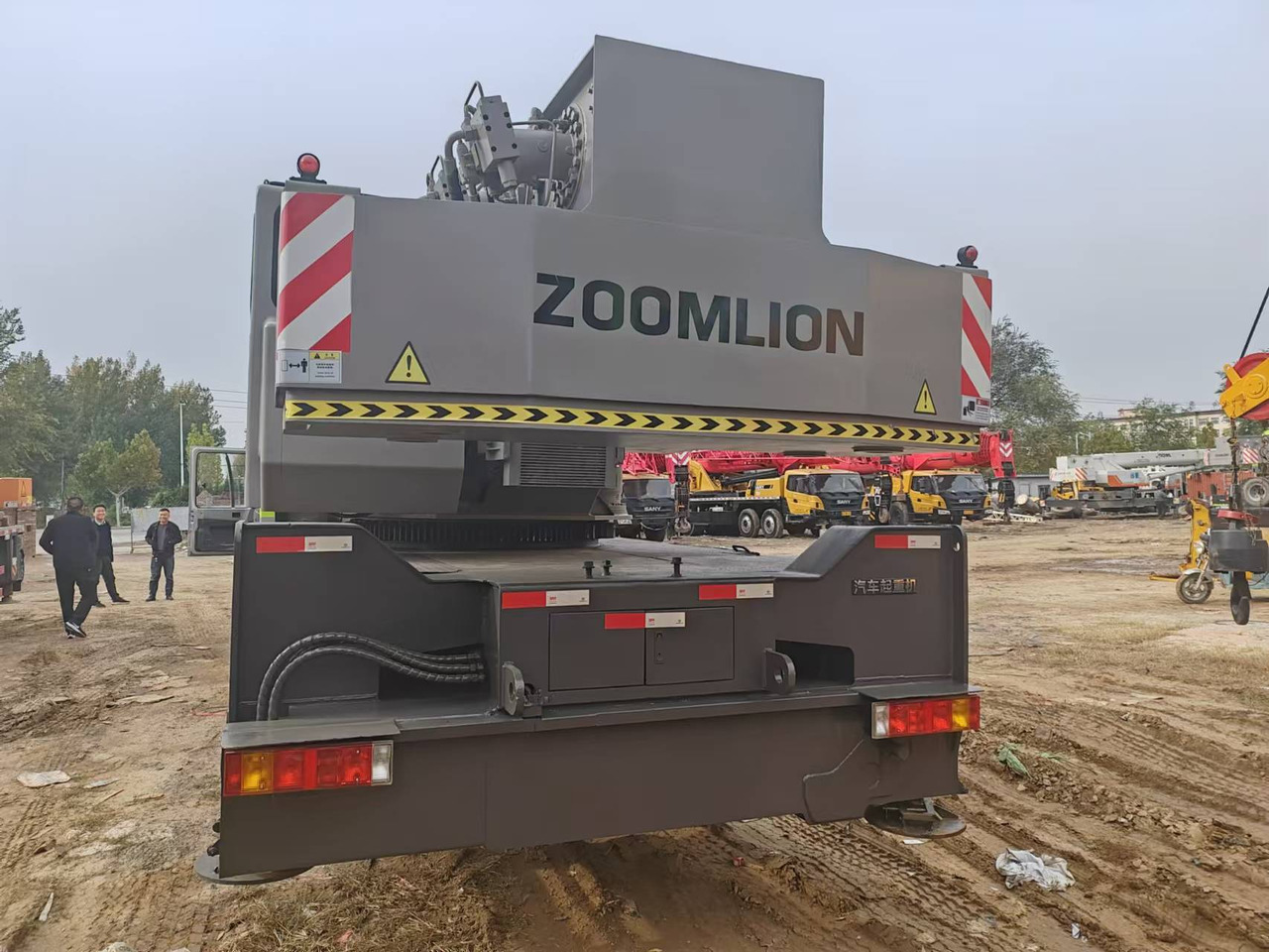 ZOOMLION ZTC350H - Grua móvel: foto 4 ZOOMLION ZTC350H - Grua móvel: foto 4