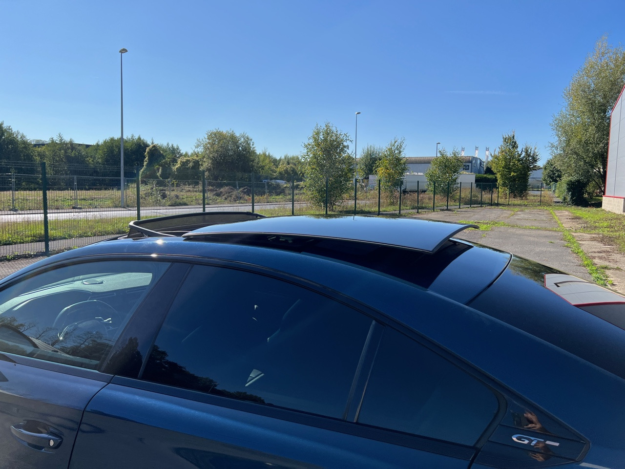 Sedan PEUGEOT 508 BlueHDi 180 ch S&S EAT8 GT: foto 19