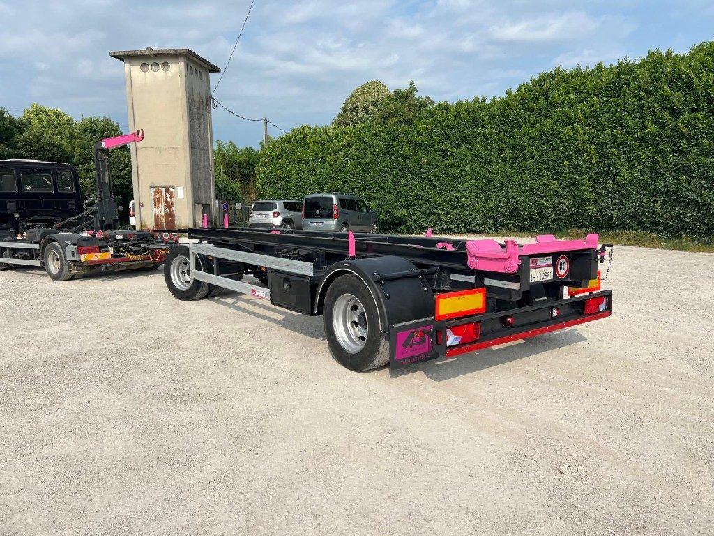 ATLAS RIMORCHIO ATLAS SCARRABILE - Reboque ampliroll/ Multibenne: foto 1 ATLAS RIMORCHIO ATLAS SCARRABILE - Reboque ampliroll/ Multibenne: foto 1