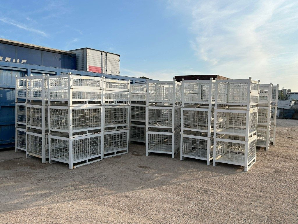 CESTA USATA SEMINUOVA IN FERRO - Equipamento para oficina: foto 1 CESTA USATA SEMINUOVA IN FERRO - Equipamento para oficina: foto 1