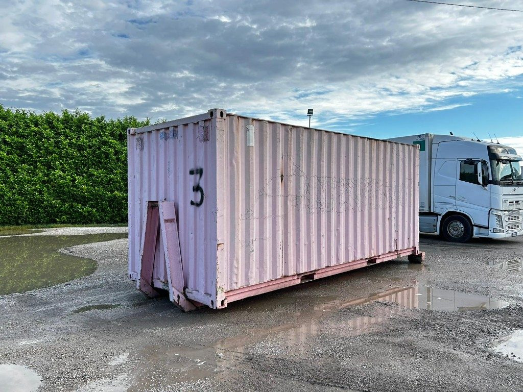 CONTAINER MARITTIMO USATO SCARRABILE - Contentor ampliroll: foto 1 CONTAINER MARITTIMO USATO SCARRABILE - Contentor ampliroll: foto 1