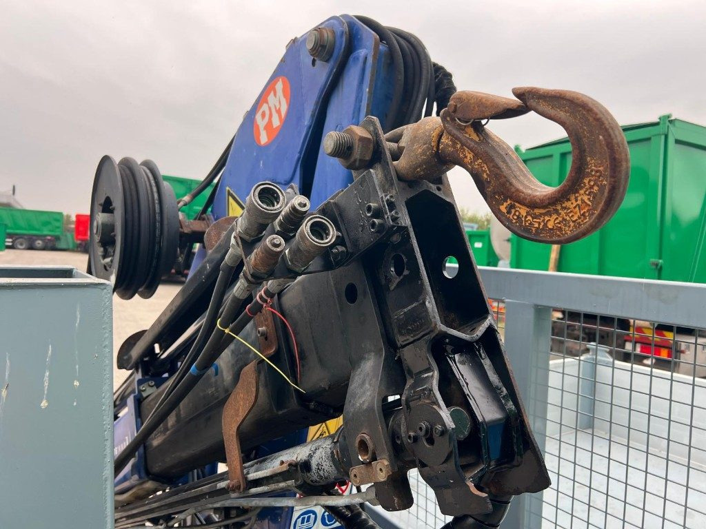 CONTAINER SCARRABILE NUOVO A PIANALE CON GRU - Contentor ampliroll: foto 4 CONTAINER SCARRABILE NUOVO A PIANALE CON GRU - Contentor ampliroll: foto 4