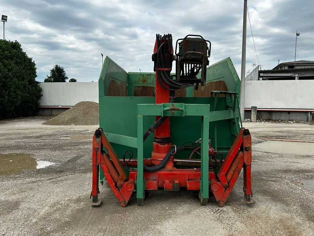 CONTAINER SCARRABILE USATO A CIELO APERTO + GRU - Contentor ampliroll: foto 2 CONTAINER SCARRABILE USATO A CIELO APERTO + GRU - Contentor ampliroll: foto 2