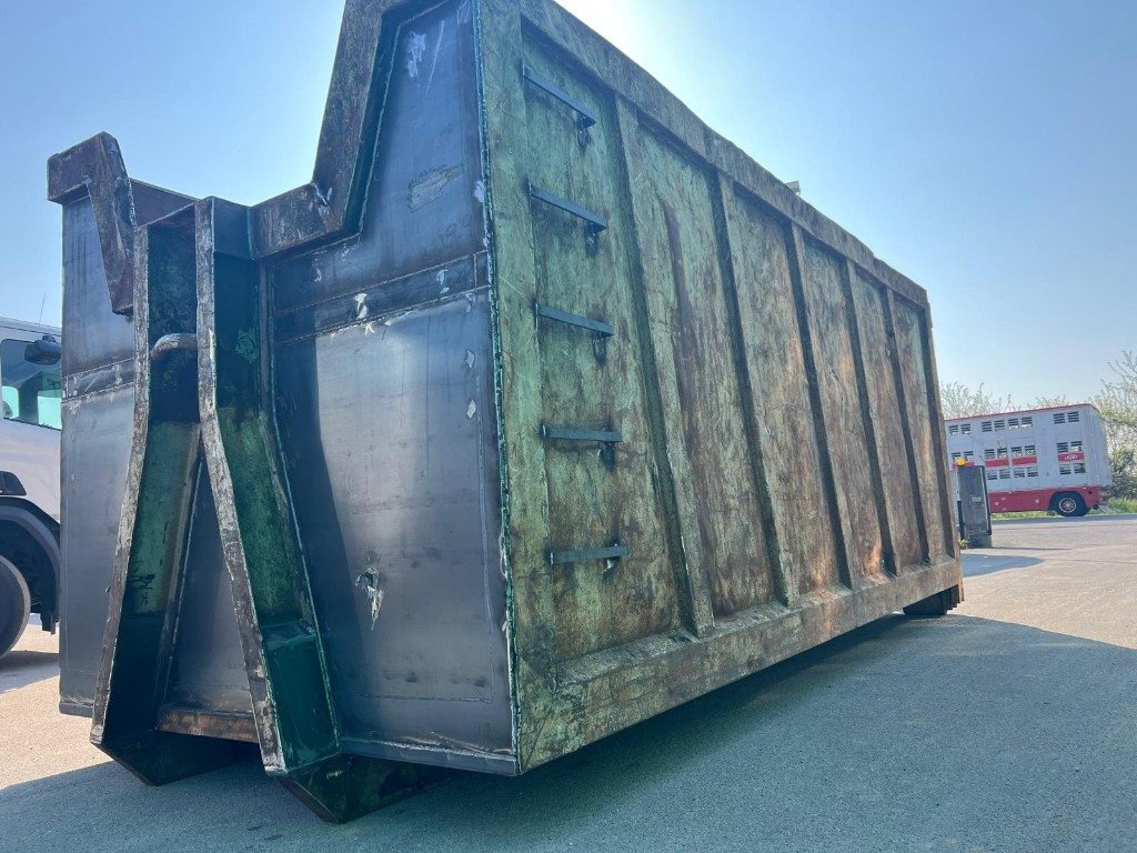 CONTAINER SCARRABILE USATO A CIELO APERTO - Contentor ampliroll: foto 3 CONTAINER SCARRABILE USATO A CIELO APERTO - Contentor ampliroll: foto 3
