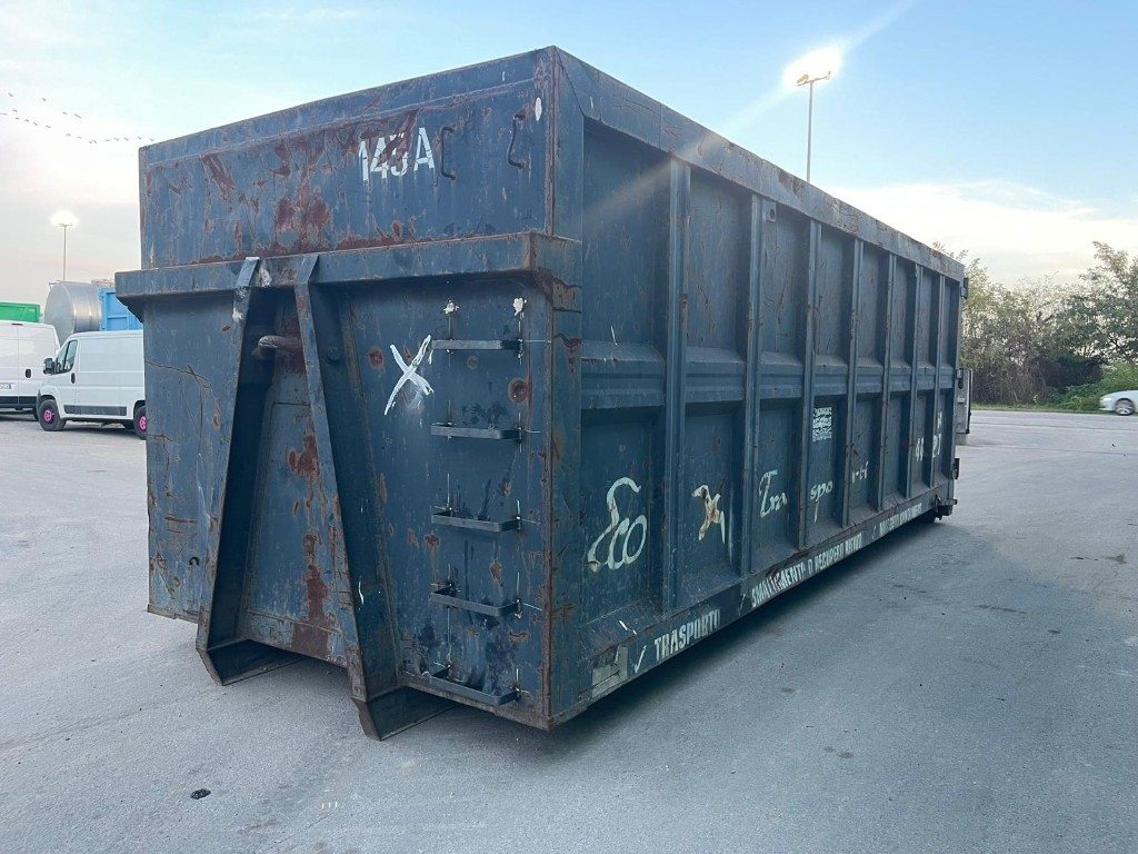 CONTAINER SCARRABILE USATO A CIELO APERTO - Contentor ampliroll: foto 1 CONTAINER SCARRABILE USATO A CIELO APERTO - Contentor ampliroll: foto 1