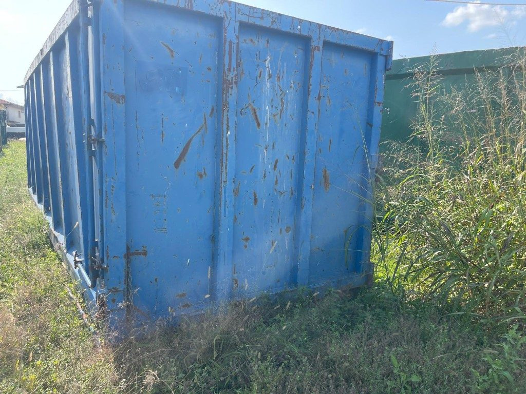 CONTAINER SCARRABILE USATO A CIELO APERTO - Contentor ampliroll: foto 3 CONTAINER SCARRABILE USATO A CIELO APERTO - Contentor ampliroll: foto 3