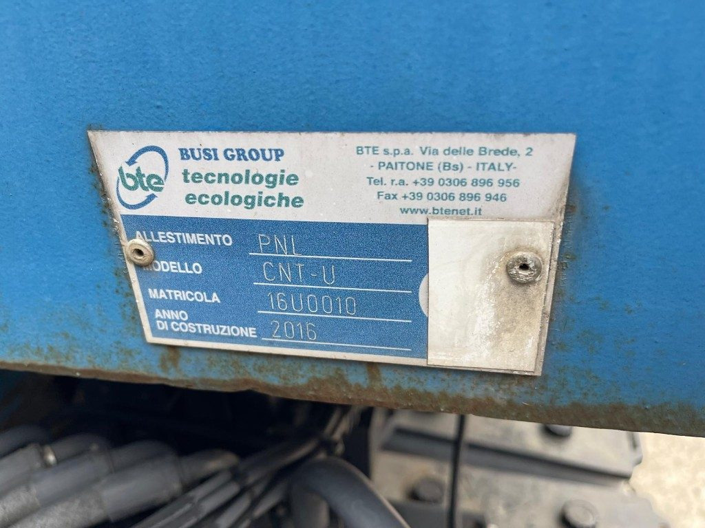 CONTAINER SCARRABILE USATO A PIANALE CON SPONDE - Contentor ampliroll: foto 2 CONTAINER SCARRABILE USATO A PIANALE CON SPONDE - Contentor ampliroll: foto 2
