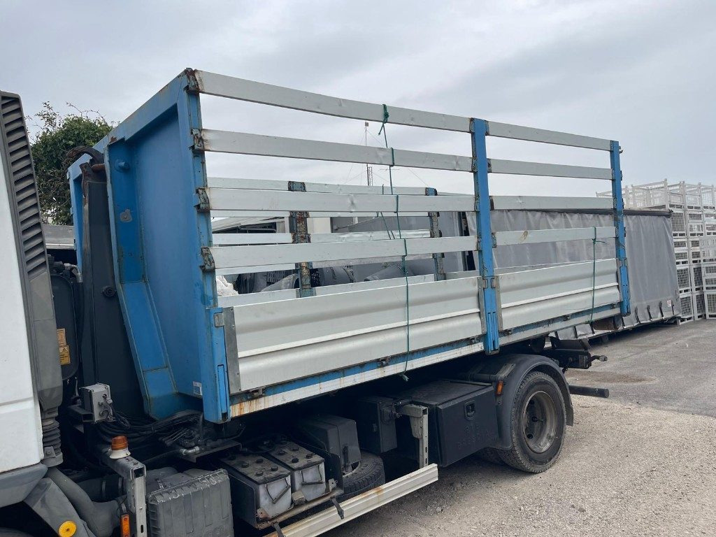 CONTAINER SCARRABILE USATO A PIANALE CON SPONDE - Contentor ampliroll: foto 1 CONTAINER SCARRABILE USATO A PIANALE CON SPONDE - Contentor ampliroll: foto 1