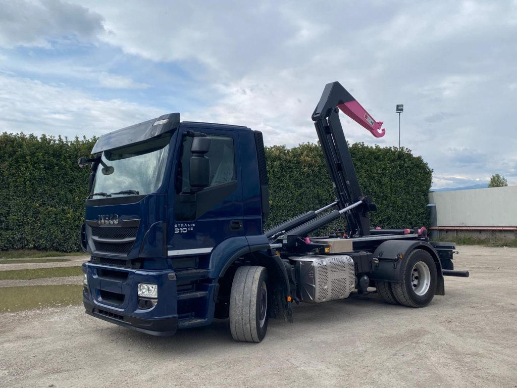 IVECO STRALIS 310 SCARRABILE FULL PNEUMATICO - Camião polibenne: foto 1 IVECO STRALIS 310 SCARRABILE FULL PNEUMATICO - Camião polibenne: foto 1
