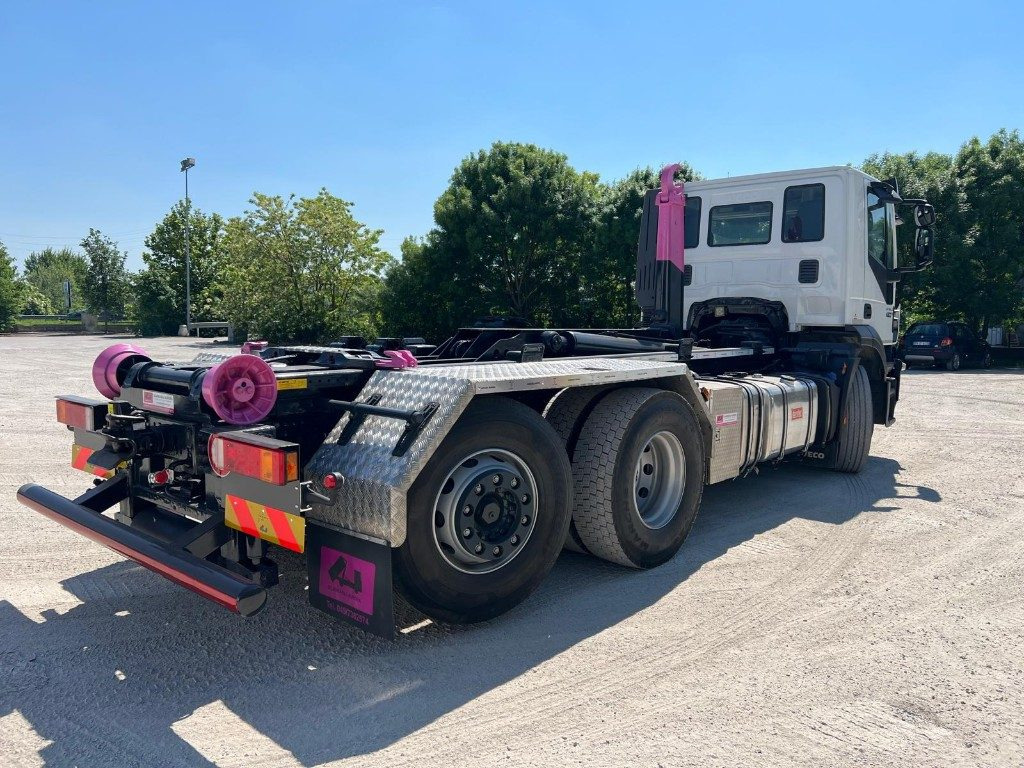 IVECO STRALIS 460 SCARRABILE - Camião polibenne: foto 5 IVECO STRALIS 460 SCARRABILE - Camião polibenne: foto 5