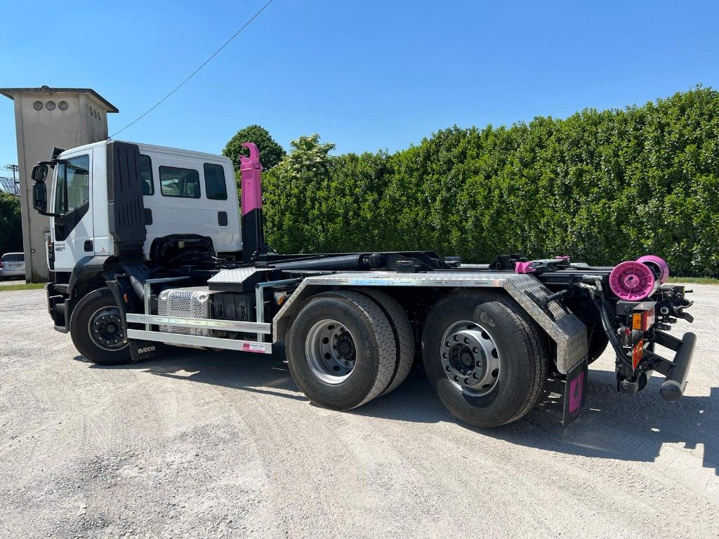 IVECO STRALIS 460 SCARRABILE - Camião polibenne: foto 2 IVECO STRALIS 460 SCARRABILE - Camião polibenne: foto 2