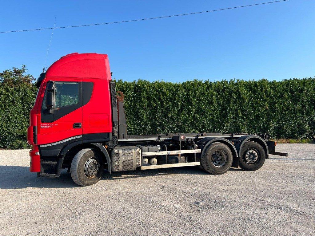 IVECO STRALIS 500 SCARRABILE - Camião polibenne: foto 3 IVECO STRALIS 500 SCARRABILE - Camião polibenne: foto 3