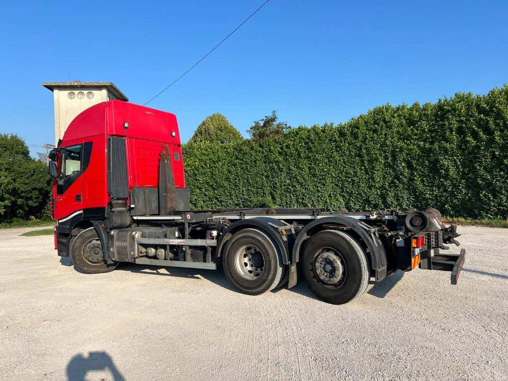 IVECO STRALIS 500 SCARRABILE - Camião polibenne: foto 4 IVECO STRALIS 500 SCARRABILE - Camião polibenne: foto 4
