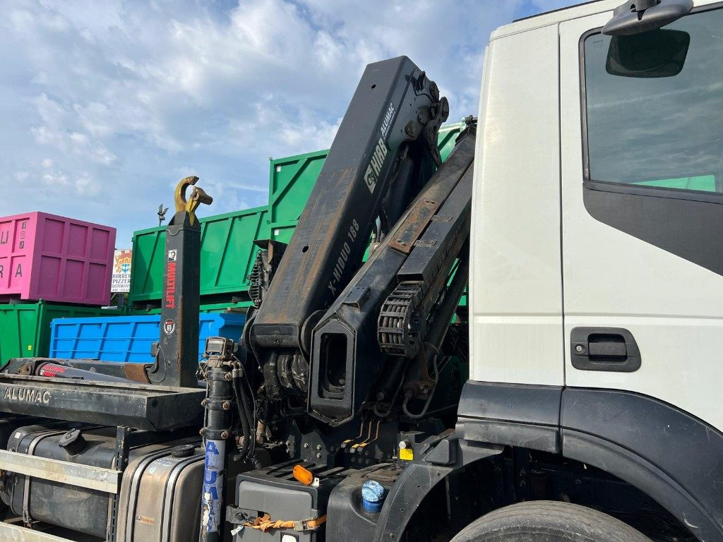 IVECO TRAKKER 410 SCARRABILE - Camião polibenne: foto 3 IVECO TRAKKER 410 SCARRABILE - Camião polibenne: foto 3