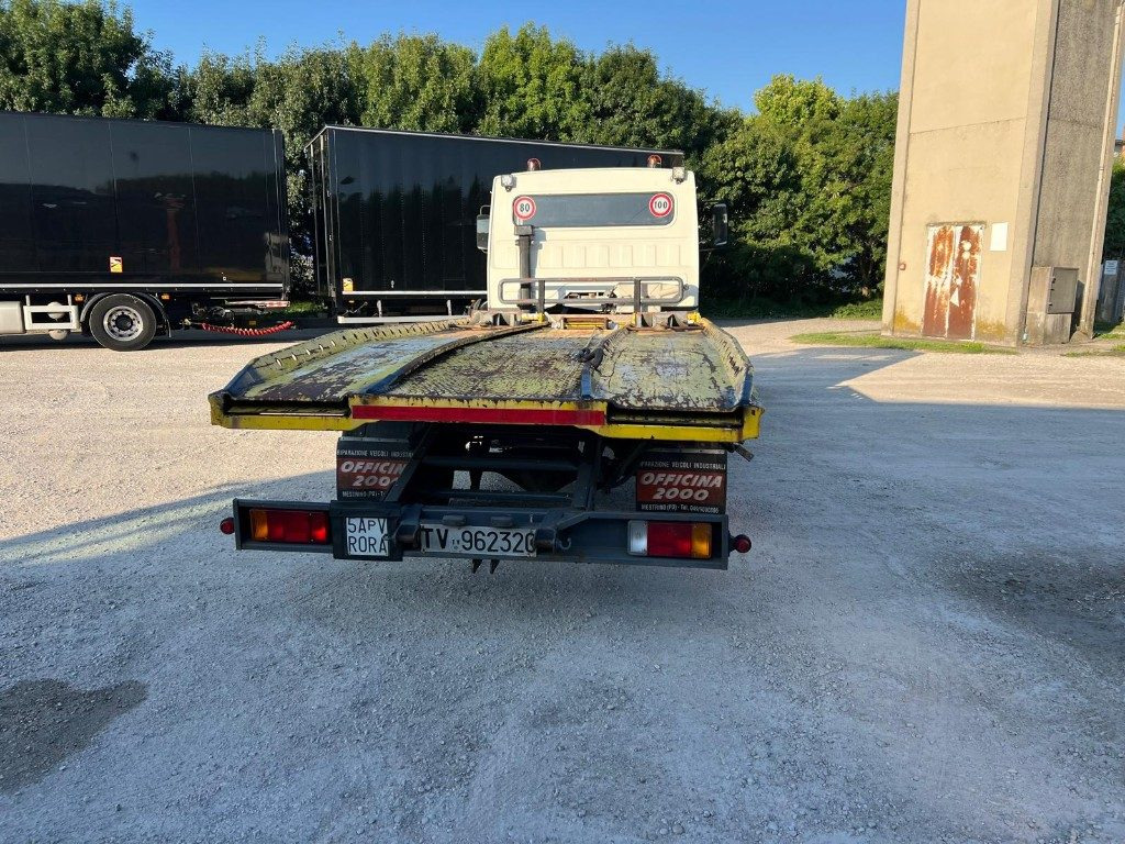 NISSAN M I L50 PER SOCCORSO STRADALE - Caminhão reboque: foto 5 NISSAN M I L50 PER SOCCORSO STRADALE - Caminhão reboque: foto 5