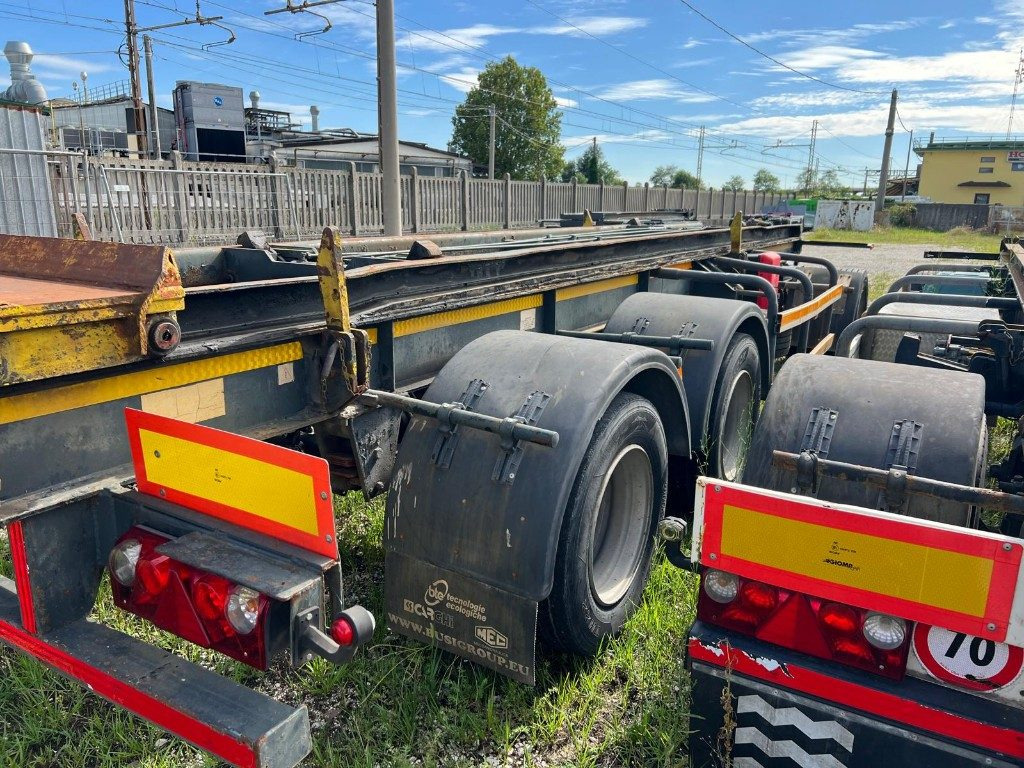 PIACENZA RIMORCHIO PIACENZA SCARRABILE BALESTRATO - Reboque ampliroll/ Multibenne: foto 5 PIACENZA RIMORCHIO PIACENZA SCARRABILE BALESTRATO - Reboque ampliroll/ Multibenne: foto 5