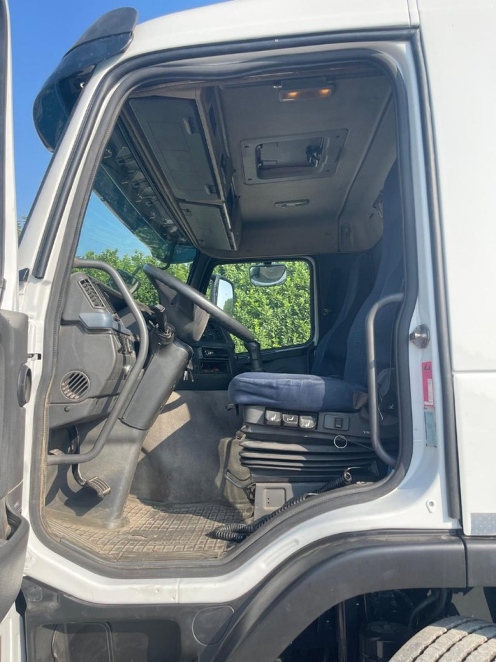 VOLVO FM9 SCARRABILE - Camião polibenne: foto 2 VOLVO FM9 SCARRABILE - Camião polibenne: foto 2