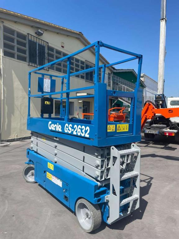 Genie GS-2632 - Plataforma de Tijera/ Plataforma de tesoura: foto 2 Genie GS-2632 - Plataforma de Tijera/ Plataforma de tesoura: foto 2