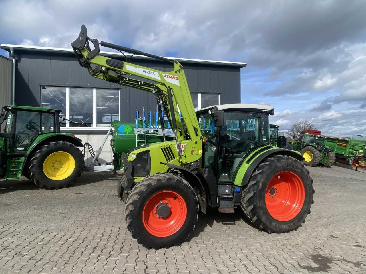 CLAAS Arion 420 CIS 2913 - Trator: foto 5 CLAAS Arion 420 CIS 2913 - Trator: foto 5