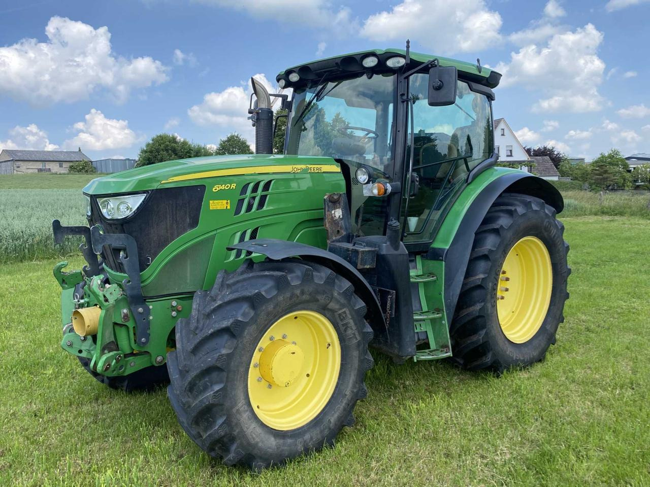John Deere 6140 R - Trator: foto 1 John Deere 6140 R - Trator: foto 1