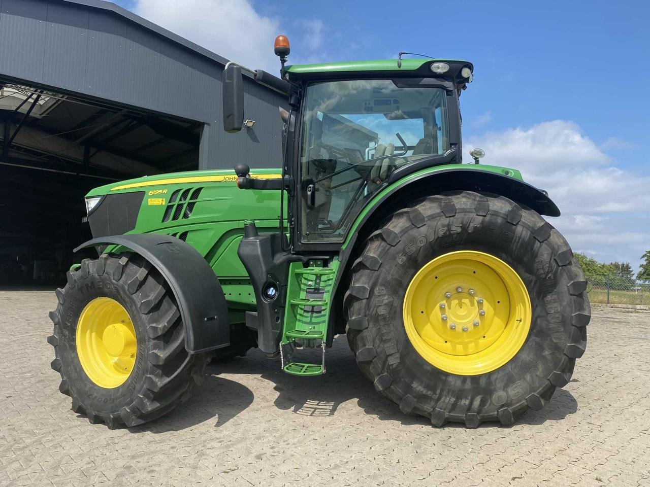 John Deere 6195R - Trator: foto 3 John Deere 6195R - Trator: foto 3