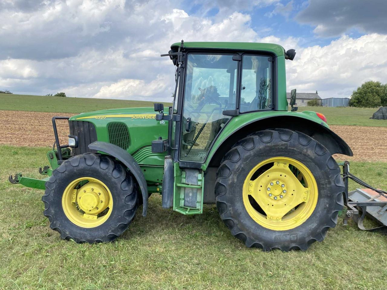 John Deere 6320 Premium - Trator: foto 1 John Deere 6320 Premium - Trator: foto 1
