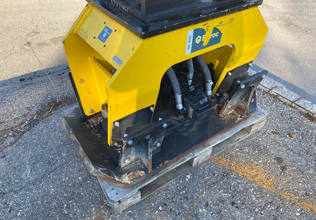 Atlas CopcoHC 850 - Placas vibratórias, Equipamento: foto 2 Atlas CopcoHC 850 - Placas vibratórias, Equipamento: foto 2