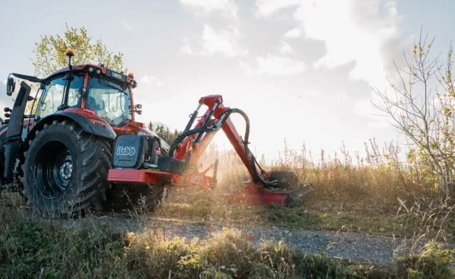 IlsboAT 500 R - Limpa bermas: foto 1 IlsboAT 500 R - Limpa bermas: foto 1