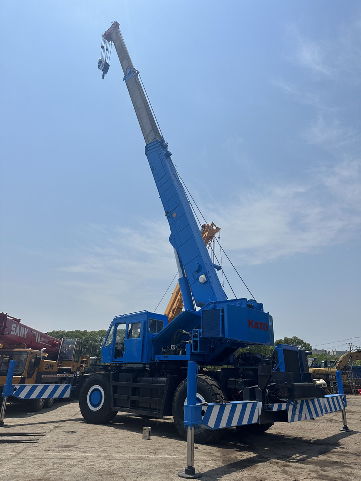 KATO KR500H SS500 KR50H 50 Ton rough terrain crane - Grua de estaleiro: foto 5 KATO KR500H SS500 KR50H 50 Ton rough terrain crane - Grua de estaleiro: foto 5