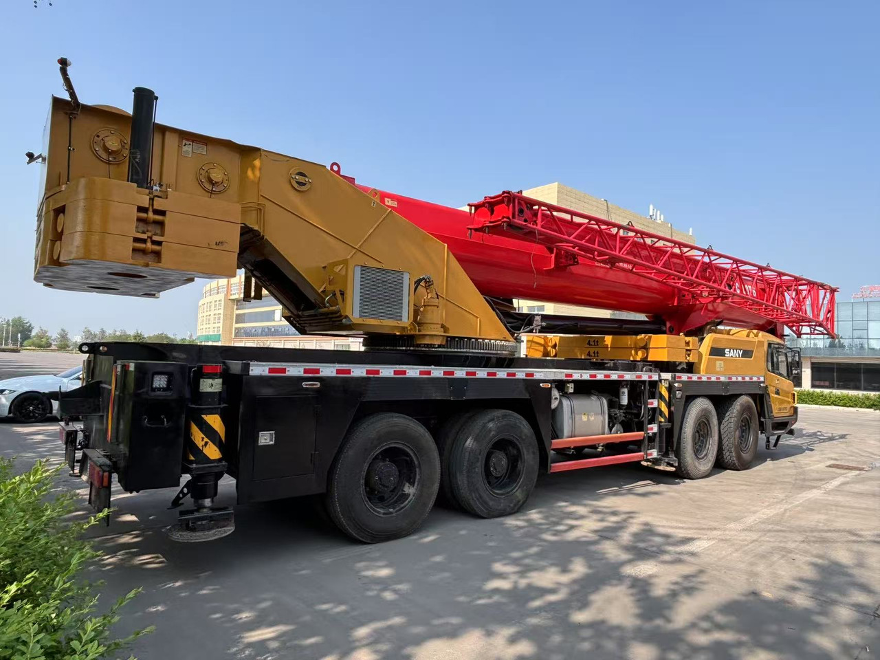 SANY STC800T6 STC80T6 STC800T5 STC80T5 80ton truck crane - Grua móvel: foto 4 SANY STC800T6 STC80T6 STC800T5 STC80T5 80ton truck crane - Grua móvel: foto 4