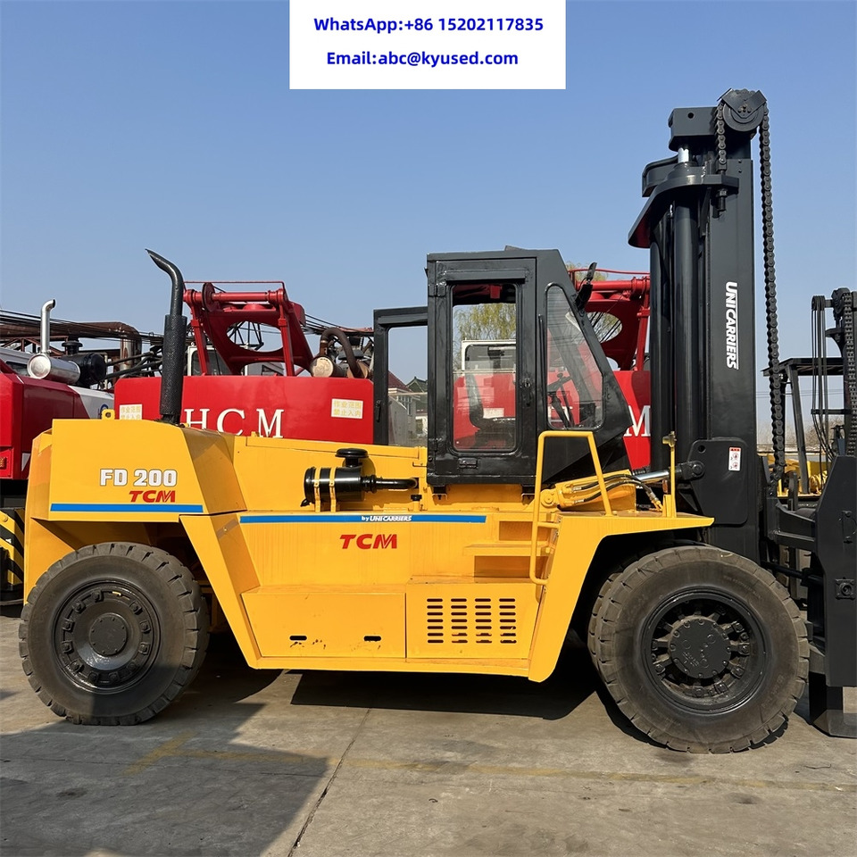 TCM FD200 20T 15T 16T - Empilhador a diesel: foto 2 TCM FD200 20T 15T 16T - Empilhador a diesel: foto 2