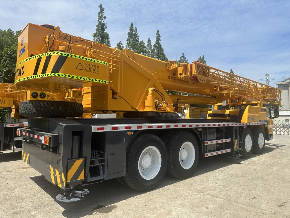 XCMG 70 ton QY70KC XCT75 QY75K QY70KS QY50KC QY100K truck crane - Grua móvel: foto 4 XCMG 70 ton QY70KC XCT75 QY75K QY70KS QY50KC QY100K truck crane - Grua móvel: foto 4
