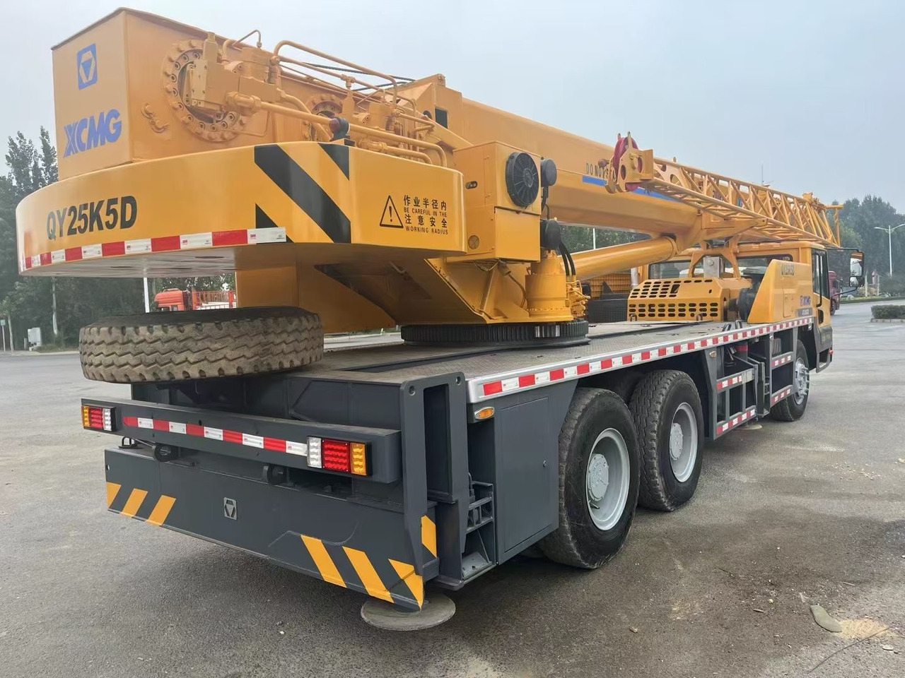 XCMG QY25K5D QY25K5C QY25K5-1 25 TON TRUCK CRANE - Grua móvel: foto 4 XCMG QY25K5D QY25K5C QY25K5-1 25 TON TRUCK CRANE - Grua móvel: foto 4