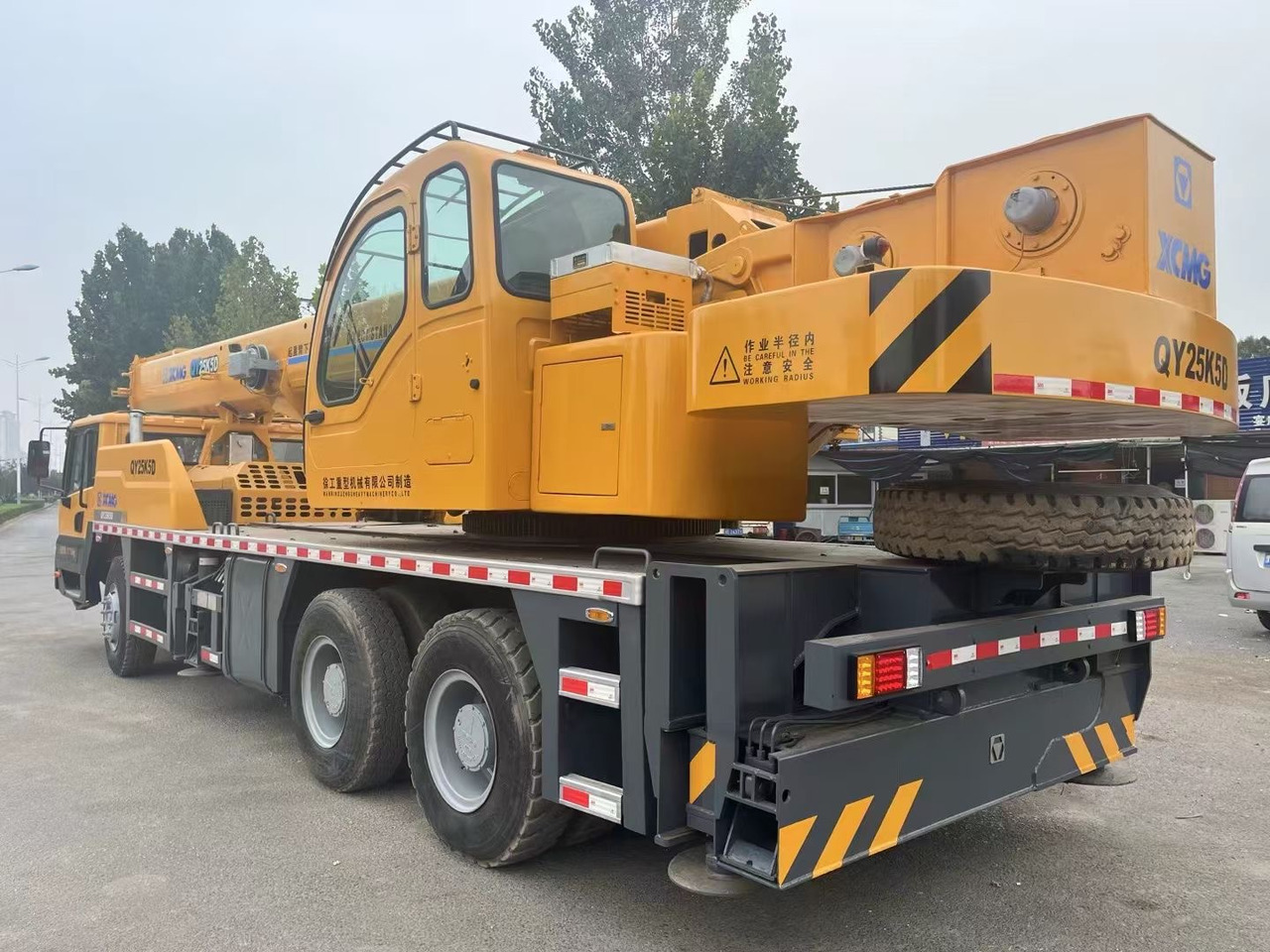 XCMG QY25K5D QY25K5C QY25K5-1 25 TON TRUCK CRANE - Grua móvel: foto 3 XCMG QY25K5D QY25K5C QY25K5-1 25 TON TRUCK CRANE - Grua móvel: foto 3
