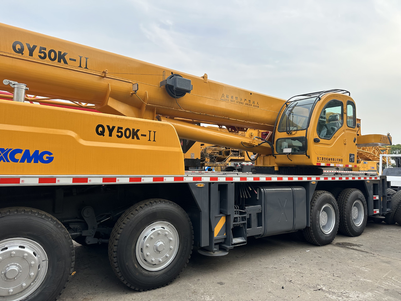 XCMG QY50K QY50K-II 50ton truck crane - Grua móvel: foto 2 XCMG QY50K QY50K-II 50ton truck crane - Grua móvel: foto 2