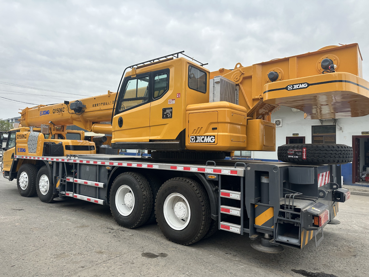 XCMG qy50kc xct55 qy55kc 50ton 55 ton 70 ton 85 ton 90 ton 100 ton 110 ton 130 ton truck crane - Grua móvel: foto 3 XCMG qy50kc xct55 qy55kc 50ton 55 ton 70 ton 85 ton 90 ton 100 ton 110 ton 130 ton truck crane - Grua móvel: foto 3