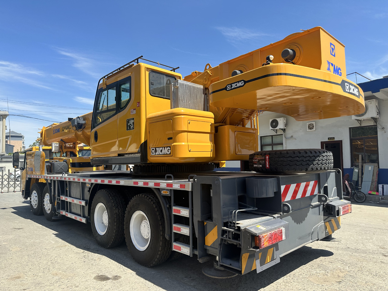 XCMG qy50kc xct55 qy55kc qy25k5c 50ton 55 ton 70 ton 85 ton 90 ton 100 ton 110 ton 130 ton truck crane - Grua móvel: foto 3 XCMG qy50kc xct55 qy55kc qy25k5c 50ton 55 ton 70 ton 85 ton 90 ton 100 ton 110 ton 130 ton truck crane - Grua móvel: foto 3