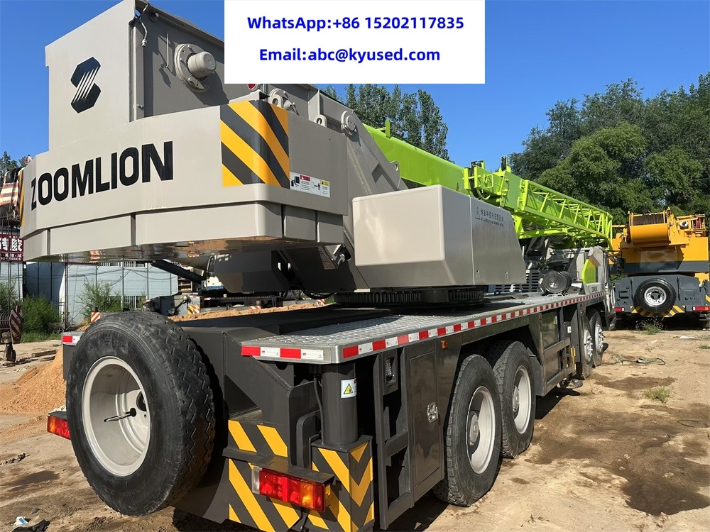 ZOOMLION QY70V ZTC700V QY75V ZTC800V 50TON 70TON 80TON CRANE - Grua móvel: foto 4 ZOOMLION QY70V ZTC700V QY75V ZTC800V 50TON 70TON 80TON CRANE - Grua móvel: foto 4
