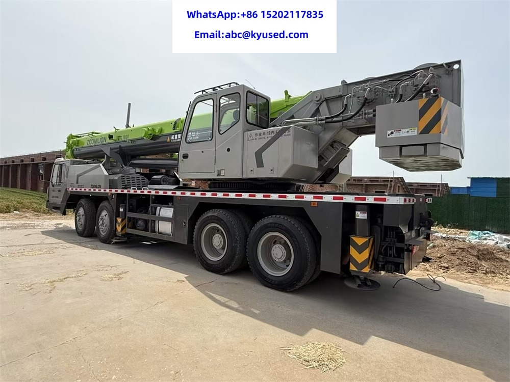 ZOOMLION ZTC700V QY70V 50Ton 70ton truck crane - Grua móvel: foto 4 ZOOMLION ZTC700V QY70V 50Ton 70ton truck crane - Grua móvel: foto 4